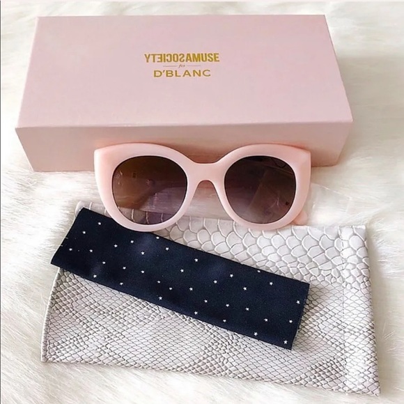 Amuse Society D’blanc Sunglasses Milky Blush Pink Retro Inspired Cat Eye Italian main image 5